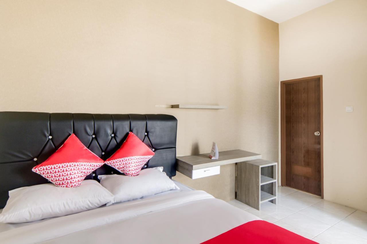 Oyo 3203 De Java Residence Cileunyi Exterior foto
